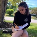 Profile Picture of julia  (@thejuliaforster) on Instagram