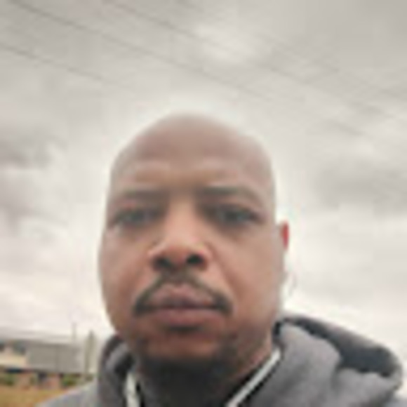 Profile Picture of Kevin Stewart (@kevin66059858) on Poshmark