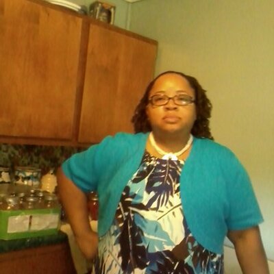 Profile Picture of JACQUELINE BRONNER (@jbronner110408) on Twitter