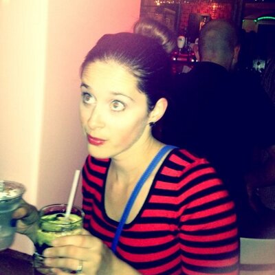 Profile Picture of Marie Barron (@MarieElise14) on Twitter