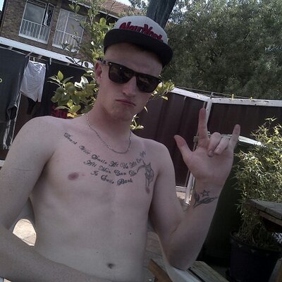 Profile Picture of Stuart Prentice (@stutuprent101) on Twitter