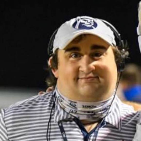 Profile Picture of Christopher Gossen (@chrisgossen) on Poshmark