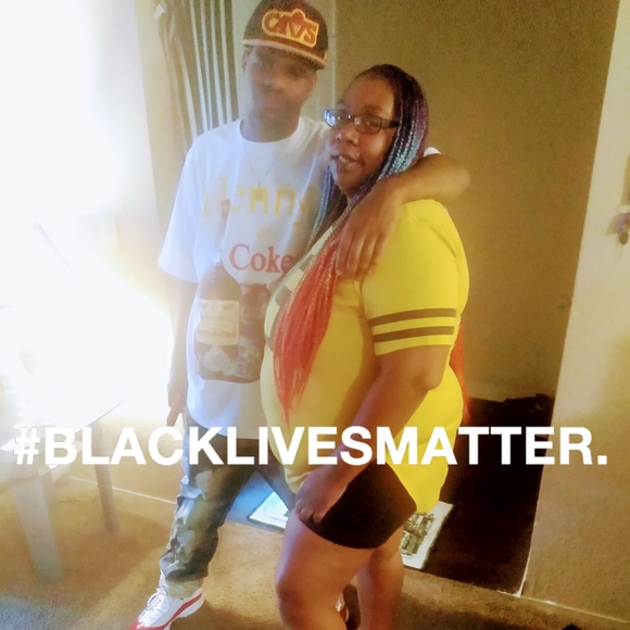 Profile Picture of Monique Nelson (@momo1224) on Poshmark