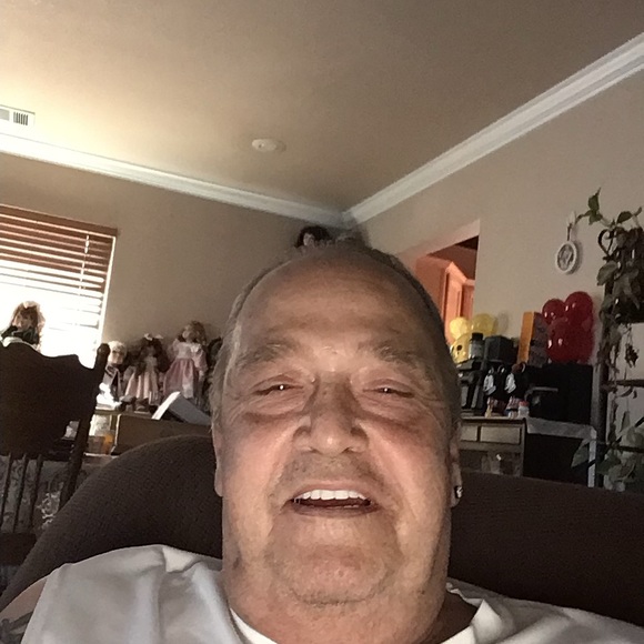 Profile Picture of David Stoy (@davidstoy) on Poshmark