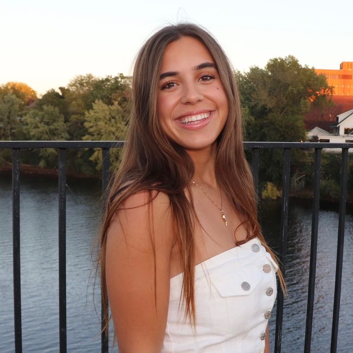Profile Picture of julia engebretson (@juliainec) on Tiktok