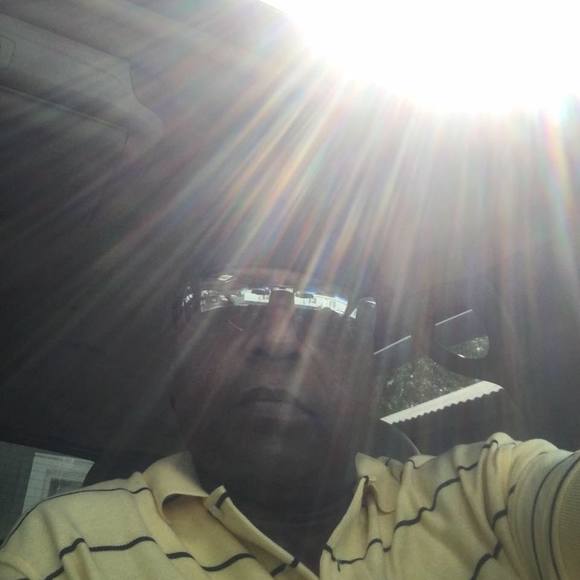 Profile Picture of Joe Lemelle (@vortec355) on Poshmark