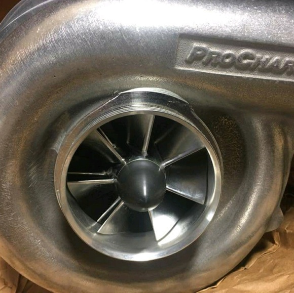 Profile Picture of Joe Longoria (@joelong1234) on Poshmark