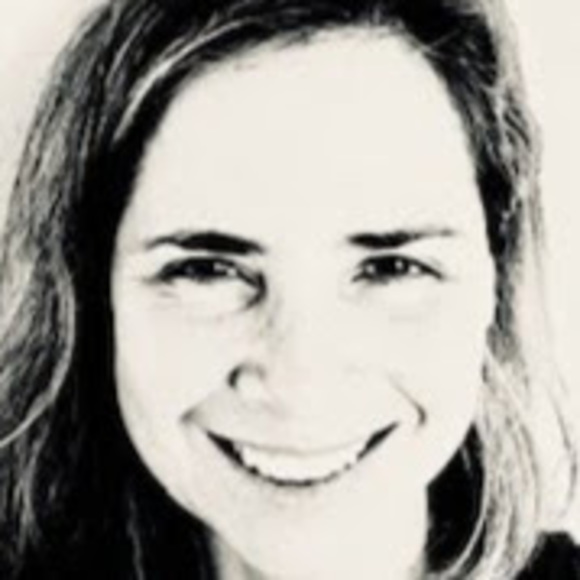 Lara Sanchez - Poshmark Profile Picture of Lara Sanchez (@larahsanchez) on Poshmark