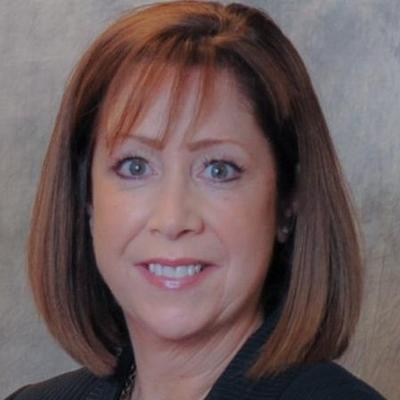 Profile Picture of Nancy Nussbaum (@nannussbaum) on Twitter