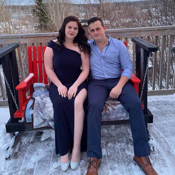Profile Picture of Kendra Plowman (@k_kplowman) on Poshmark