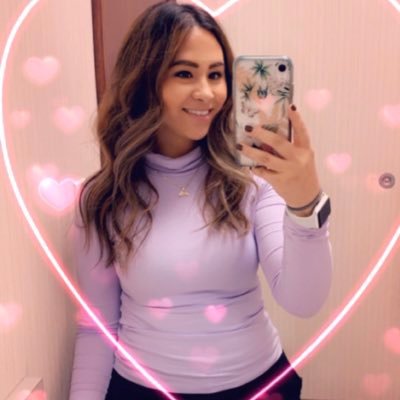 Profile Picture of Iris Taboada (@Irisboo123) on Twitter