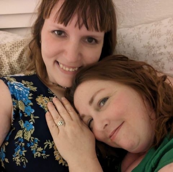 Profile Picture of Jessica Muzzarelli (@jessicamuzz) on Poshmark