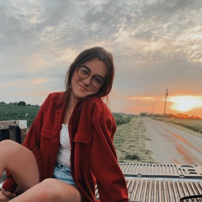Profile Picture of Julia Keating (@juliarkeating) on Twitter