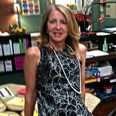 Profile Picture of Blackcatfan22 (@WallaceLorene) on Twitter