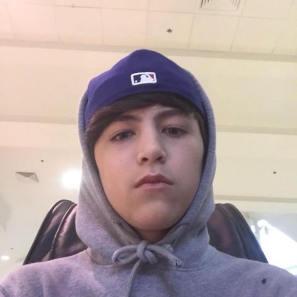 Profile Picture of Greg Gonzales (@greggonzales592) on Poshmark