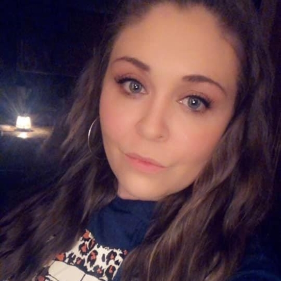 Profile Picture of Erika Torrison (@erikatorrison) on Poshmark