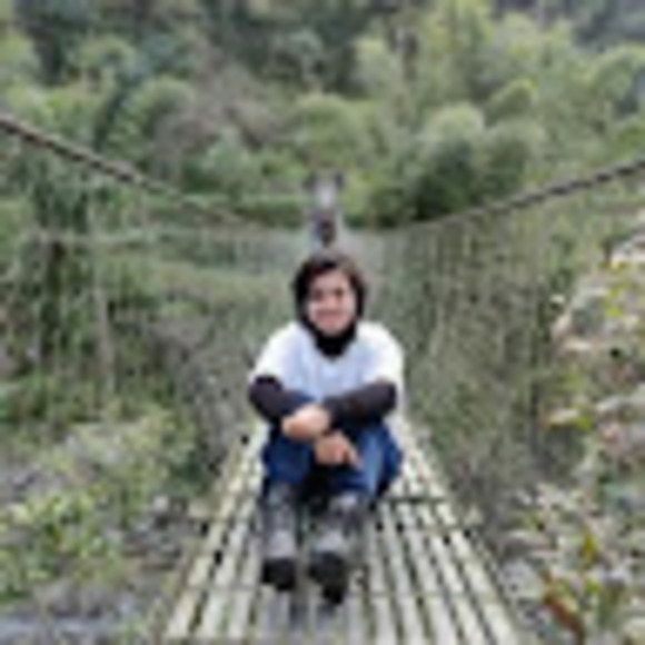 Profile Picture of Ranjana Chimauriya (@ranjana172622) on Poshmark