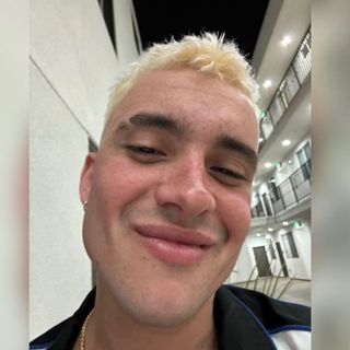 Profile Picture of Sam Vazquez (@samxvazquez) on Instagram