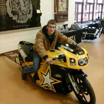 Profile Picture of Mitchell Shaw (@mrdragracer5159) on Twitter