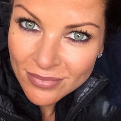 Profile Picture of Kate Hale (@katehale26) on Twitter