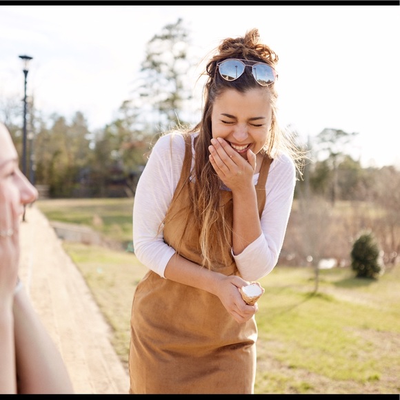 Profile Picture of Hannah Rayesky (@hrayeksy) on Poshmark