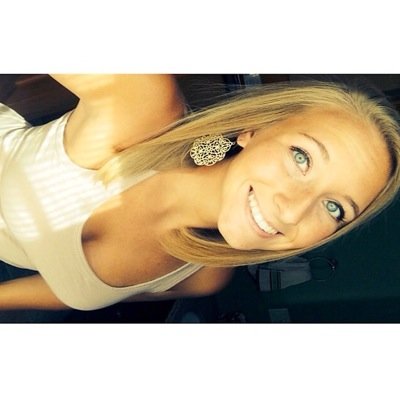 Profile Picture of Kelly Garrity (@kellygarrity14) on Twitter