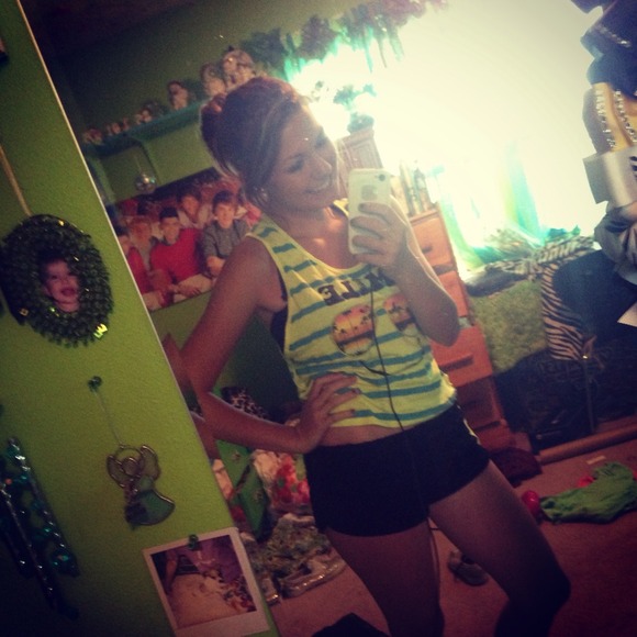 Profile Picture of Mersady Kuban (@mersady) on Poshmark