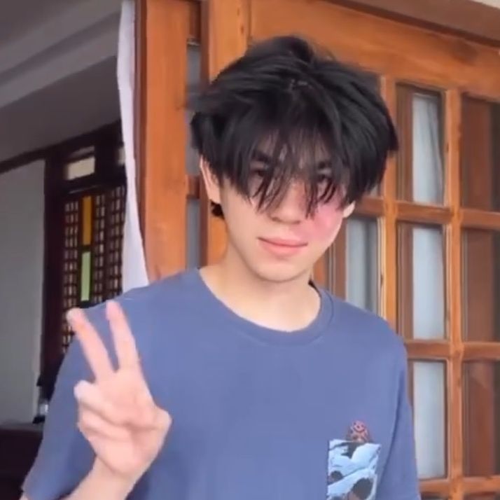 Profile Picture of Andrew Matriano (@4n_dr3w) on Tiktok