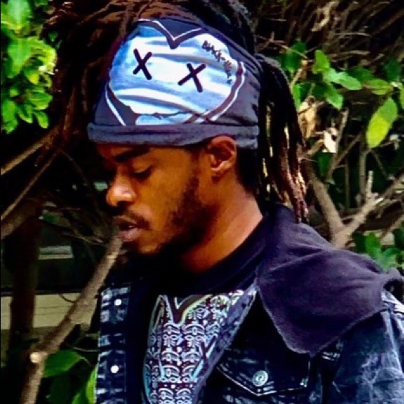 Profile Picture of Darren Harris (@ooowiiieee96) on Poshmark