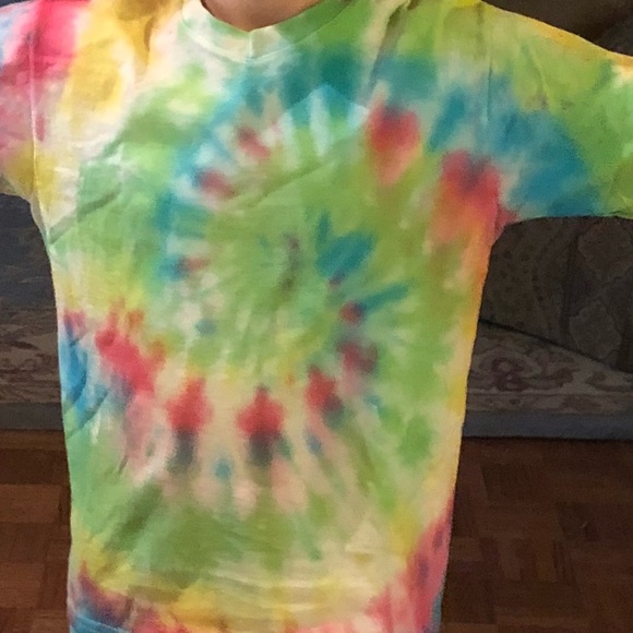 Profile Picture of Stephanie Kanady (@stephaniekanady) on Poshmark