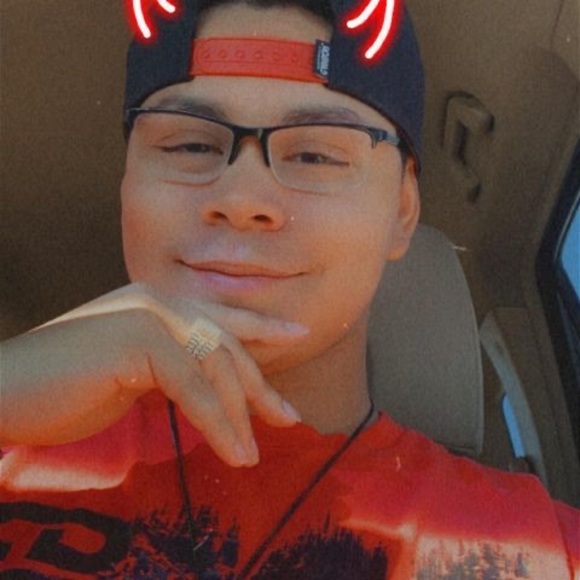 Profile Picture of Cassius Chandler (@cassiusc53) on Poshmark