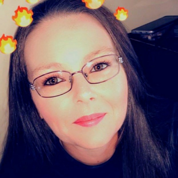 Profile Picture of Brandy Tidwell (@brandytidwell) on Poshmark