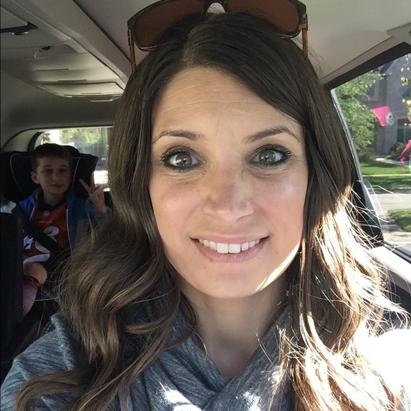 Profile Picture of Monica Balcerak (@mbalcerak) on Poshmark