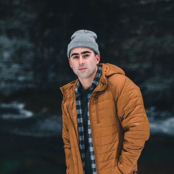 Profile Picture of Nick Colosimo (@nacolosimo) on Poshmark