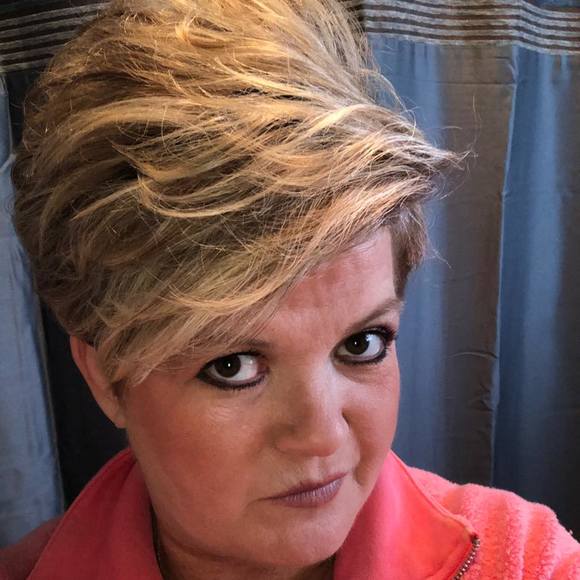 Profile Picture of Tricia Hutzell (@spider_555) on Poshmark