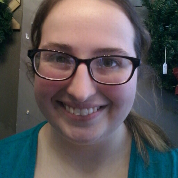 Andrea Conatser - Poshmark Profile Picture of Andrea Conatser (@andrealconater) on Poshmark