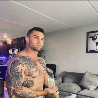 Profile Picture of Chi Mo David (@chimo.david) on Instagram