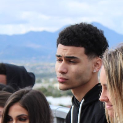 Profile Picture of Shane Larkin (@Kyle___Baker) on Twitter