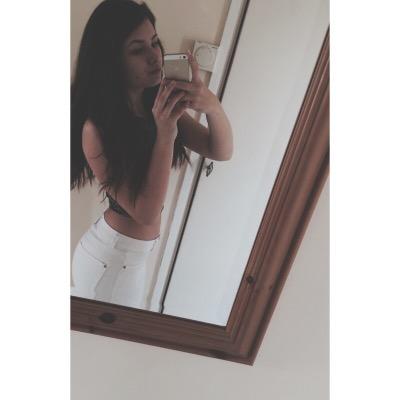 Profile Picture of Aimee Fowler (@FowlerAimee) on Twitter