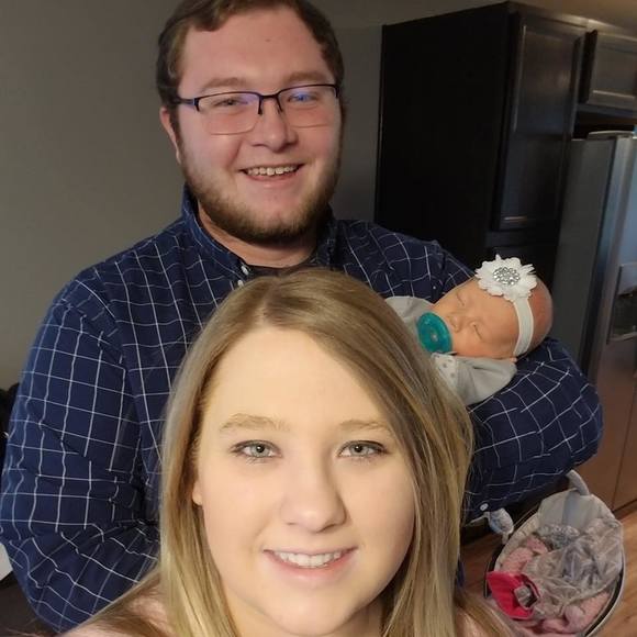 Profile Picture of Erica Sharp (@ericasharp147) on Poshmark