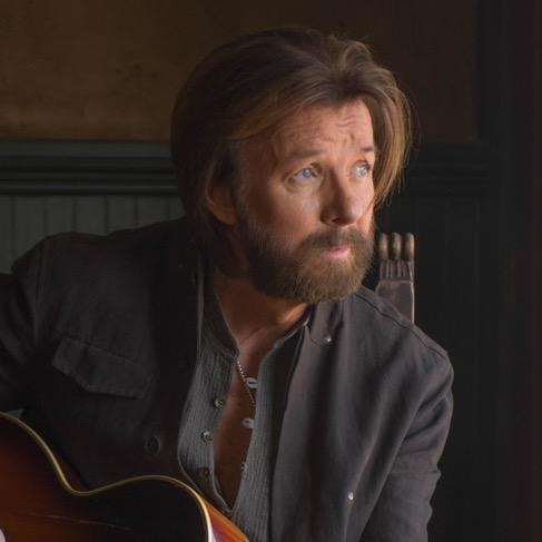 Profile Picture of Ronnie Dunn (@@ronniedunn) on Tiktok