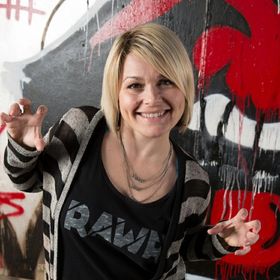 Profile Picture of Lisa Kramer-Robertson (@missdancer) on Pinterest