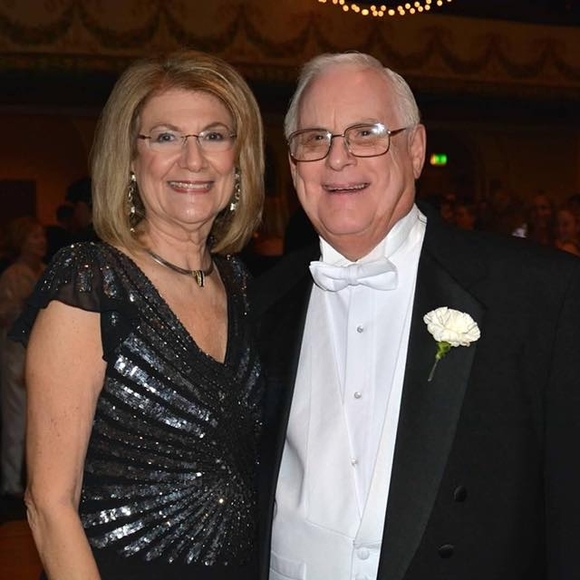 Profile Picture of Carol Bashuk (@carolbashuk) on Poshmark