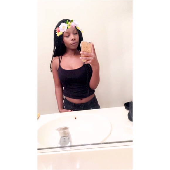 Profile Picture of Trinity Nazarets (@_moochie__) on Poshmark
