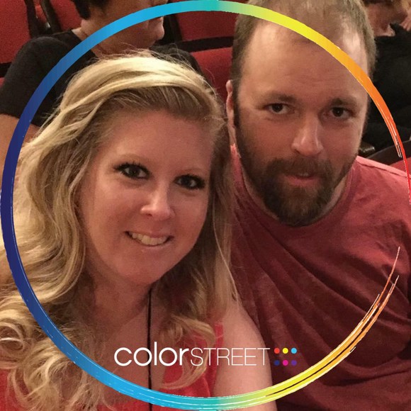 Profile Picture of Laura Haggstrom (@mauihera4) on Poshmark