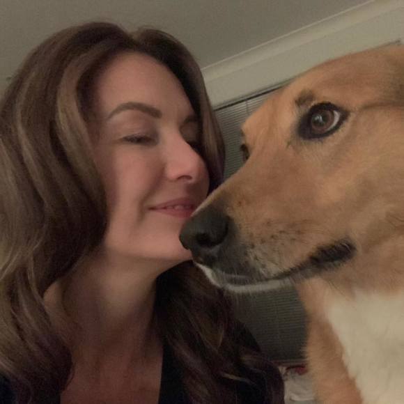 Julianne Schwenke - Poshmark Profile Picture of Julianne Schwenke (@julianne1702) on Poshmark