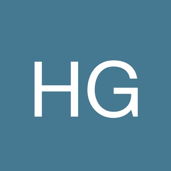 Profile Picture of Haley Gengenbach (@hgengenbach) on Poshmark