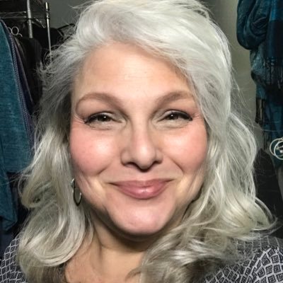 Profile Picture of ChristinaT (@@ChattaDesigner) on Twitter