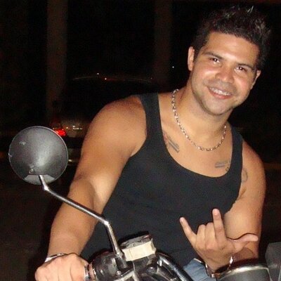 Profile Picture of Peter  Prieto (@ergaomnes1) on Twitter