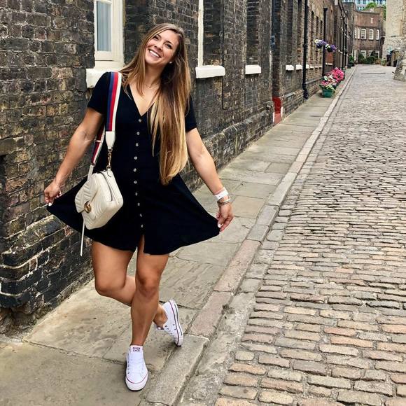 Profile Picture of Rebecca Mulleady (@becz22) on Poshmark